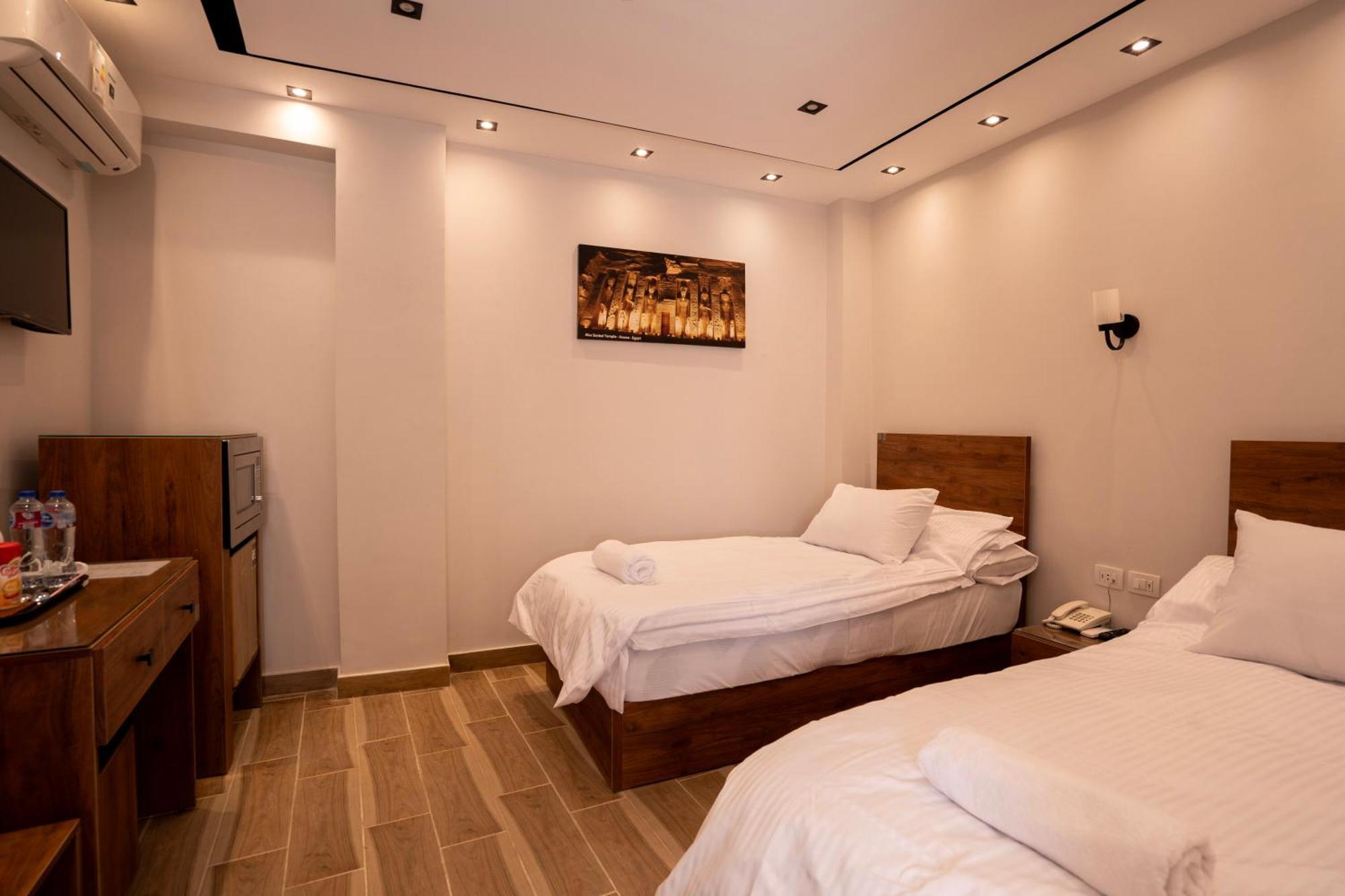 Sun And Sand Guest House Kafrat al Jabal Exterior photo